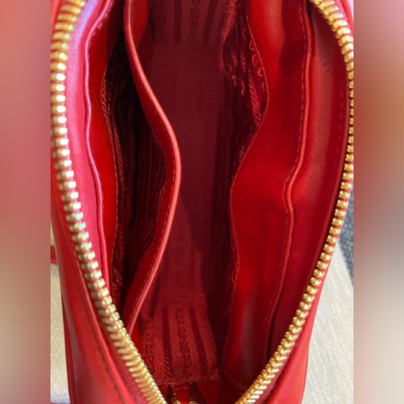 PRADA DIAGRAMME Camera Bag ▪️Authentic In Excellent Condition - Picture 9 of 9